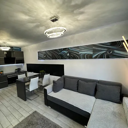 Gina Apartament Debreţin